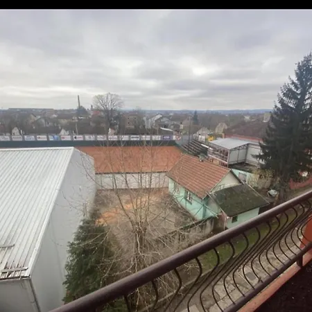 Stan Na Dan Tenis Apartman