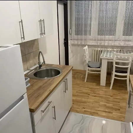 Apartman Stan Na Dan Tenis Prijedor